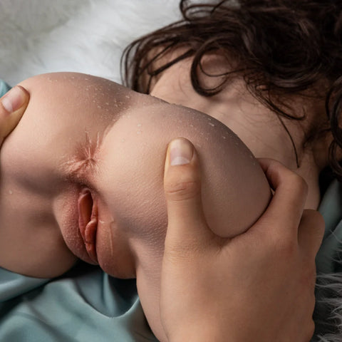 H134-(9.6lbs) Realistic Silicone Half Torso Sex Doll – Small and Easy to Store Love Doll