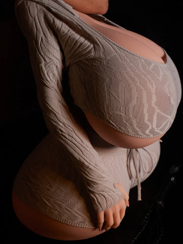 H2-Cinnamon- SSBBW TPE Torso Sex Doll with Huge Breasts Climax Doll Classic｜(94.8lbs)