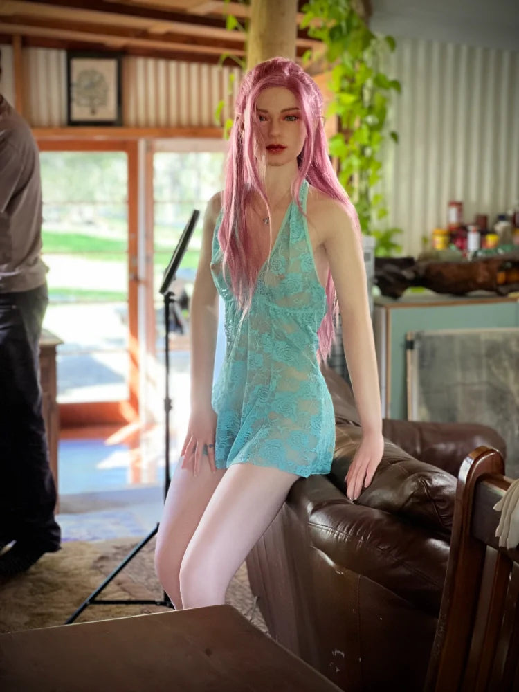 S640-171cm/5ft6 A Cup Flat Cheast Silicone Sex Doll｜Starpery Doll